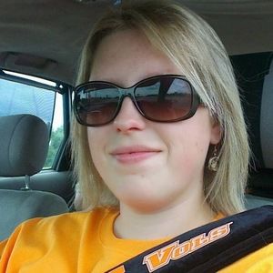 Meet your Posher, Elisha